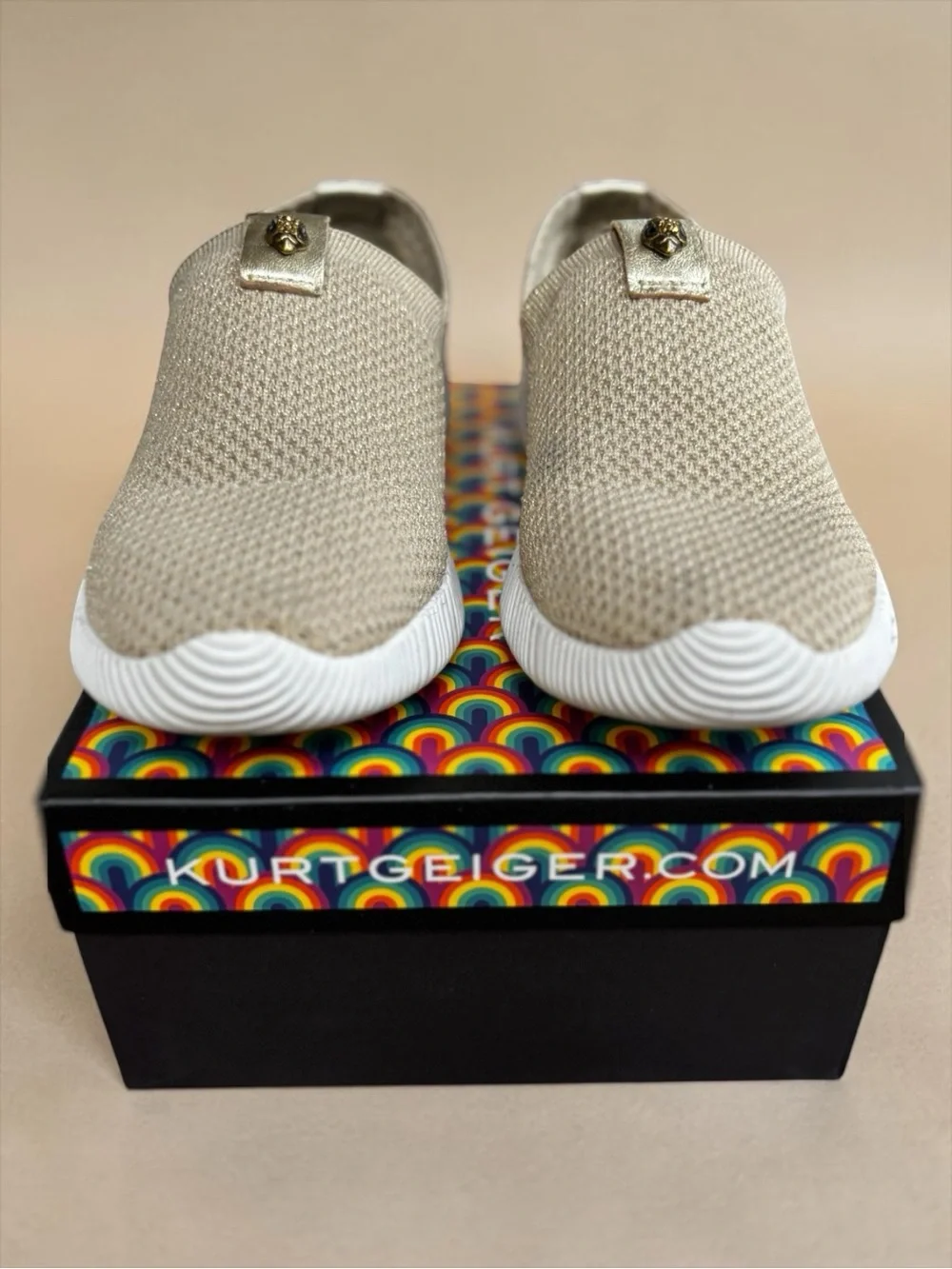 KURT GEIGER LONDON The Lorna Knit Slip On Sneakers in Gold (38.5)